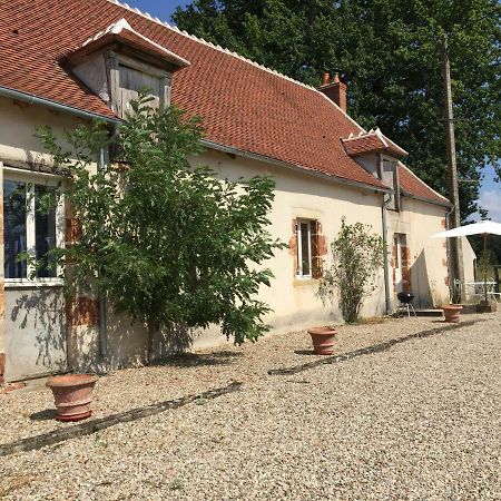 Maison Du Fermier Epineuil-le-Fleuriel Eksteriør billede