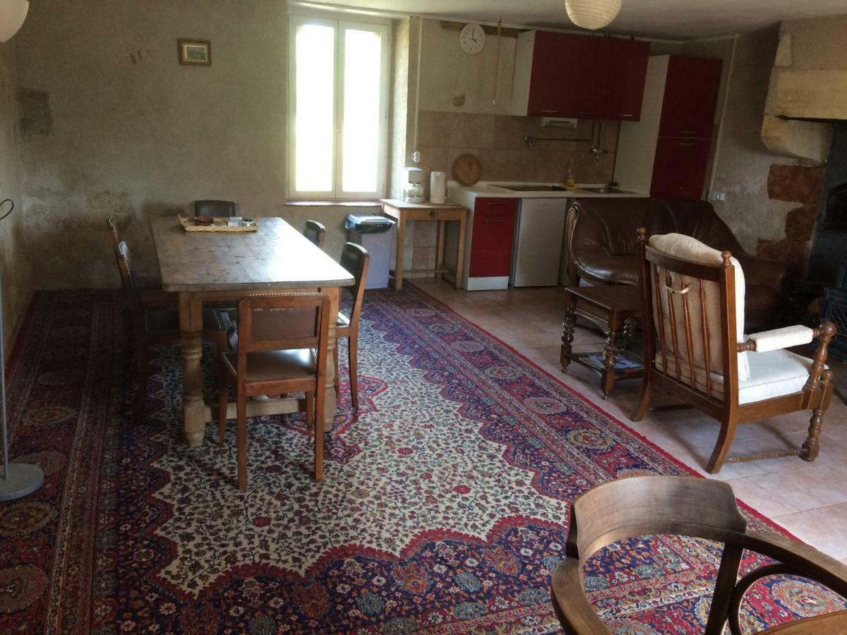 Maison Du Fermier Epineuil-le-Fleuriel Eksteriør billede